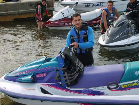 mon homme avc le jet de mon cousin